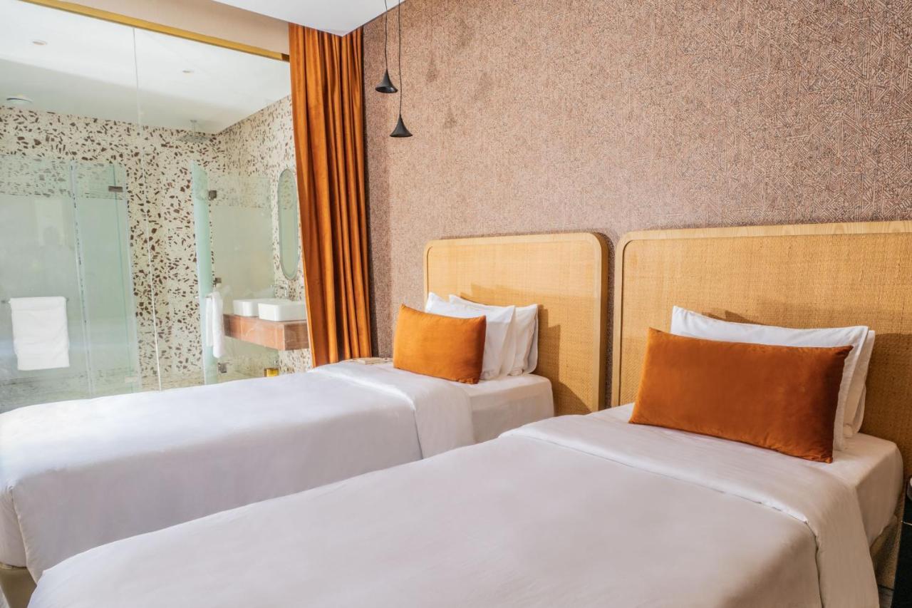 The House Hotel 알 키란 외부 사진