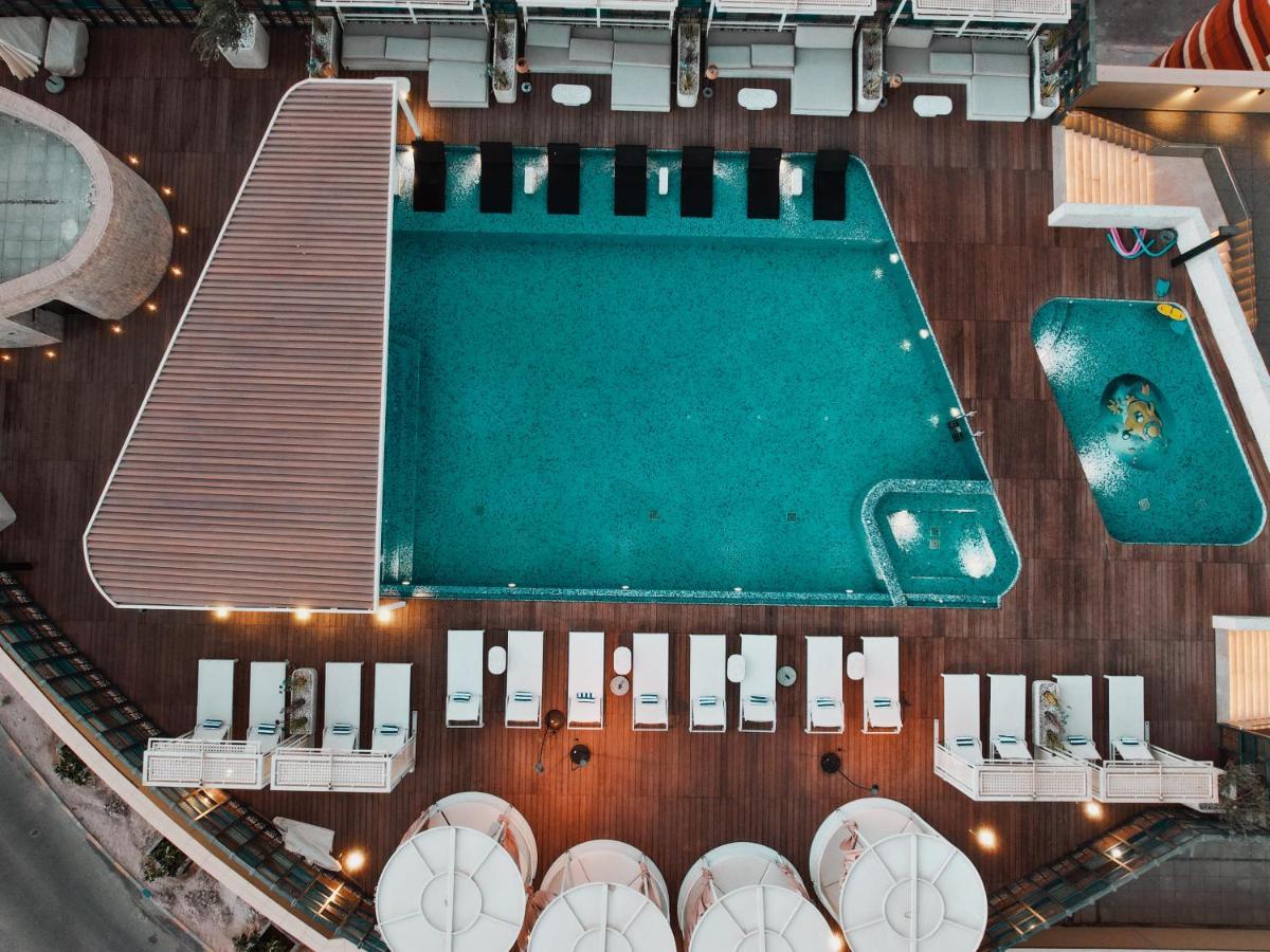 The House Hotel 알 키란 외부 사진